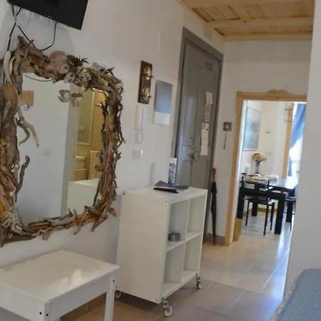 Stefi Appartamento, Apartment