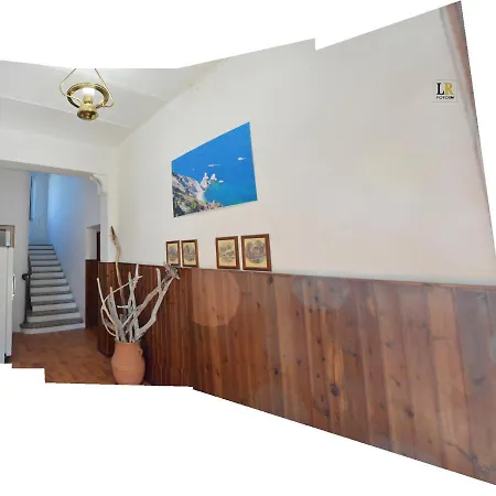 Stefi Appartamento, Apartment